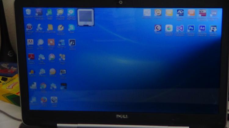 My laptop screen has a big dark shadow on the side - Windows 10 Forums